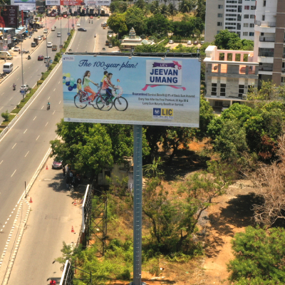 Unipole & Hoarding Signage